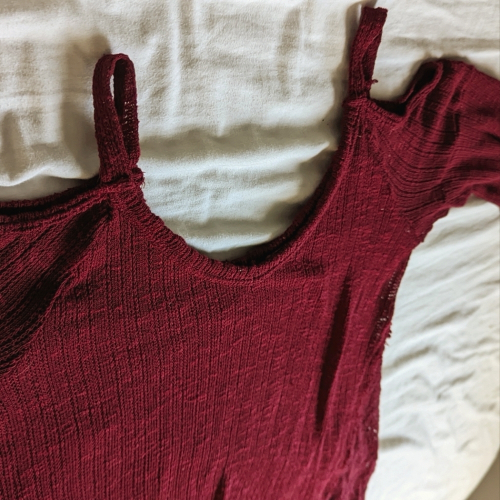 Red/Maroon Knitted Lace High Low Long Sleeve